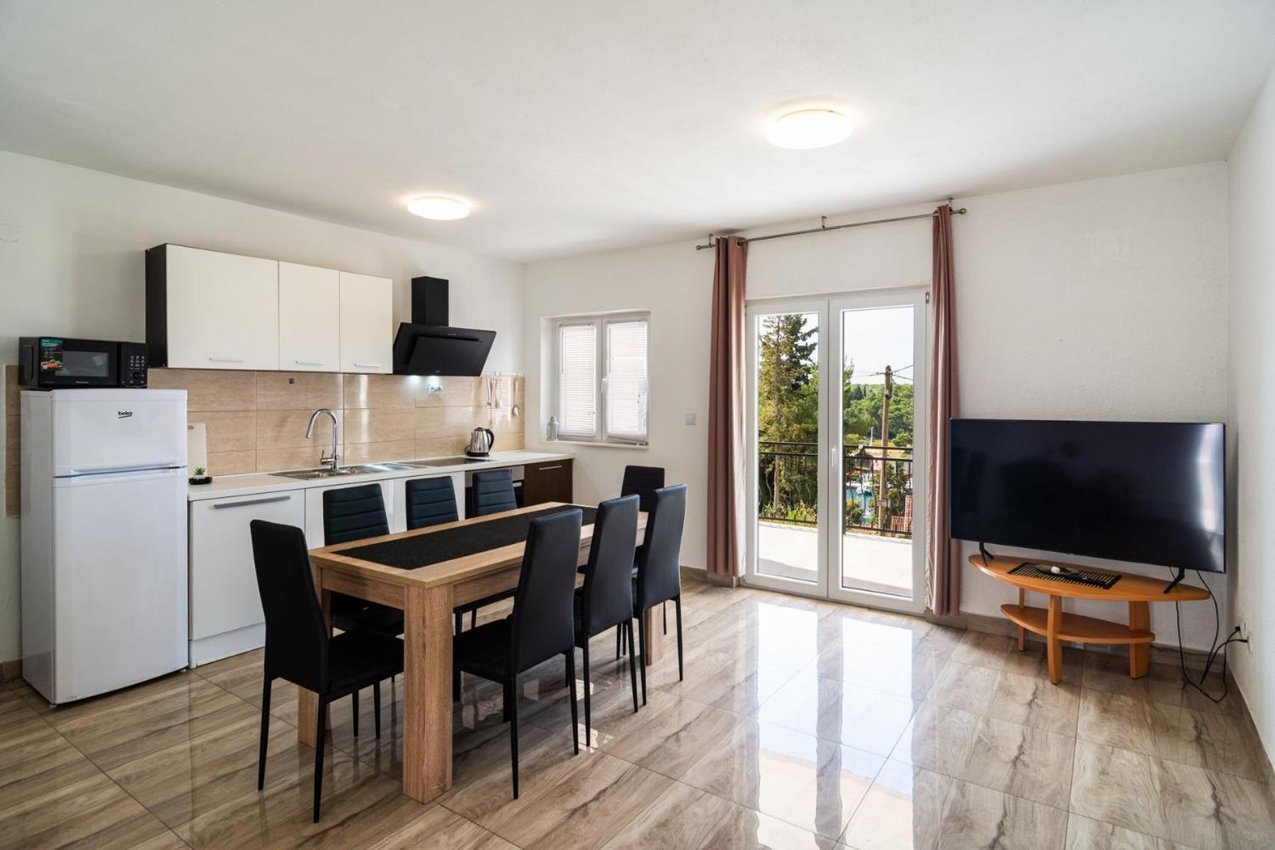 Sea-Views Brazza Apartments With Private Pool 밀나 외부 사진
