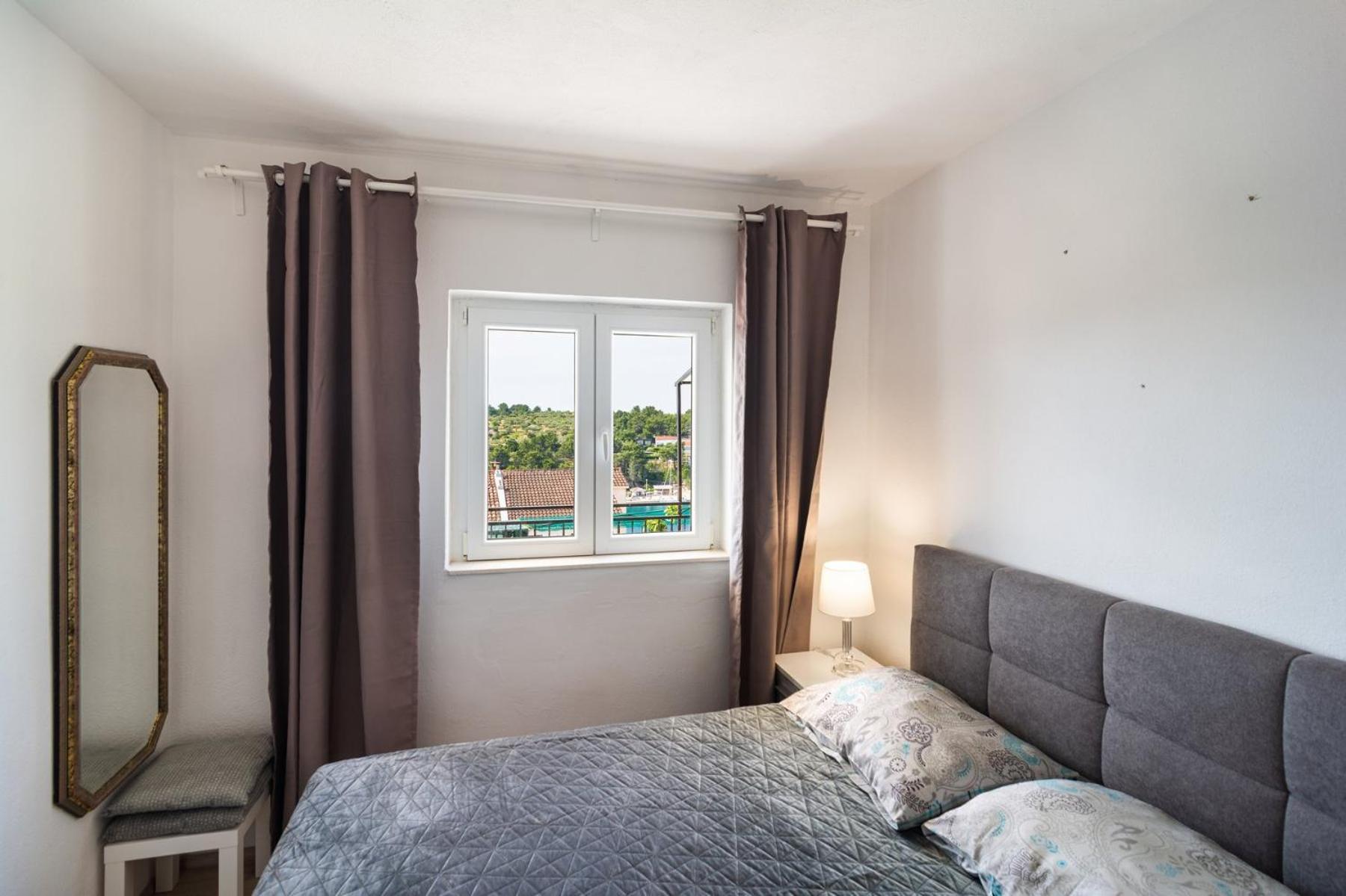 Sea-Views Brazza Apartments With Private Pool 밀나 외부 사진