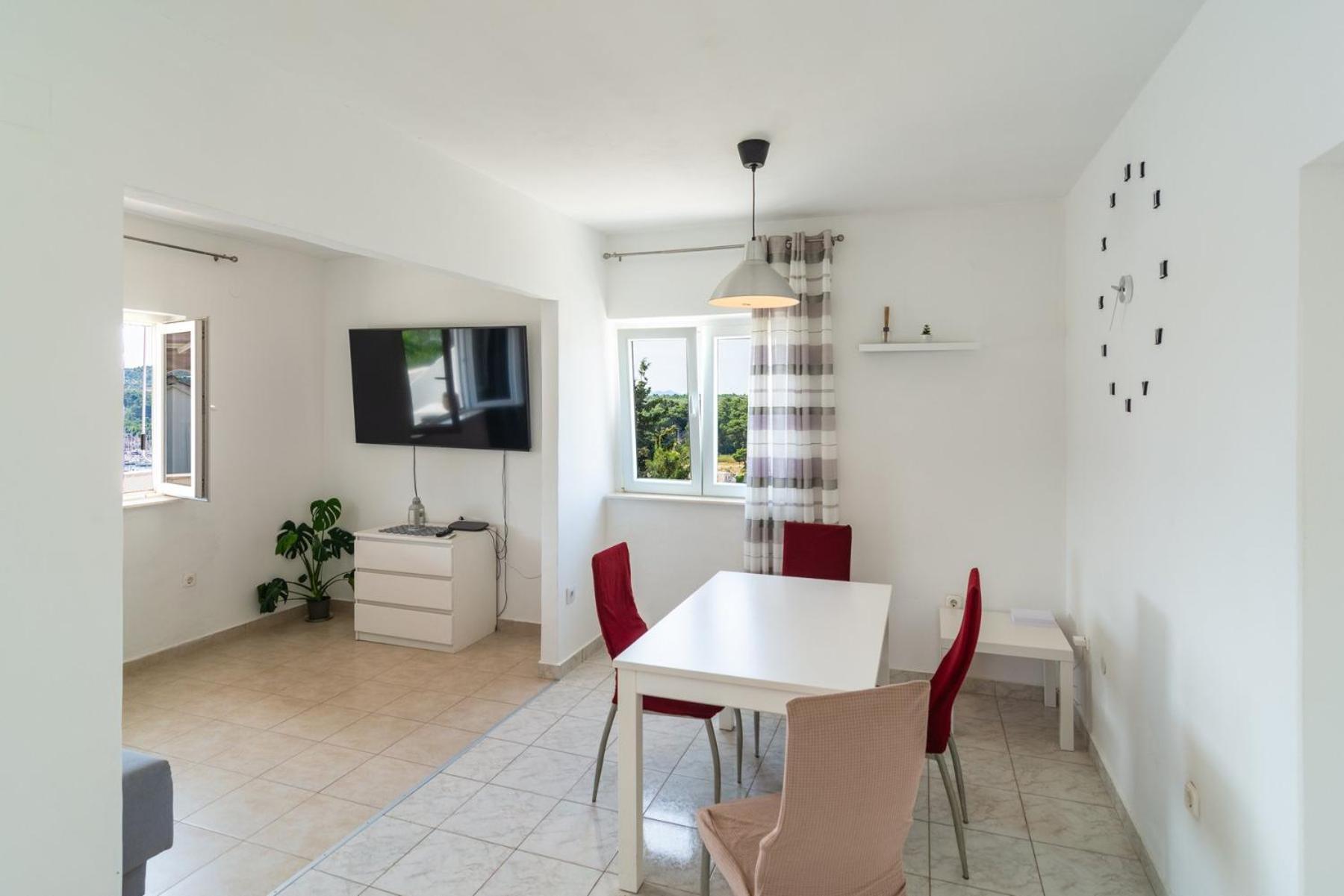 Sea-Views Brazza Apartments With Private Pool 밀나 외부 사진